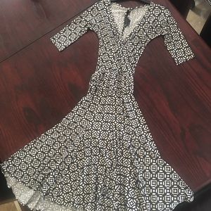 BCBG long dress with 3/4 sleeves. Size XS